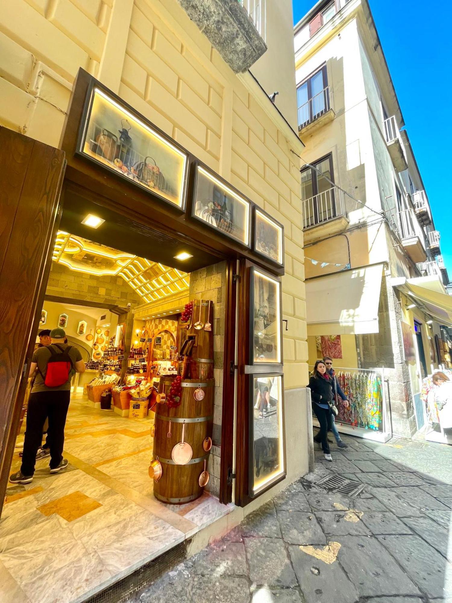 Suite Old Town Соренто Екстериор снимка