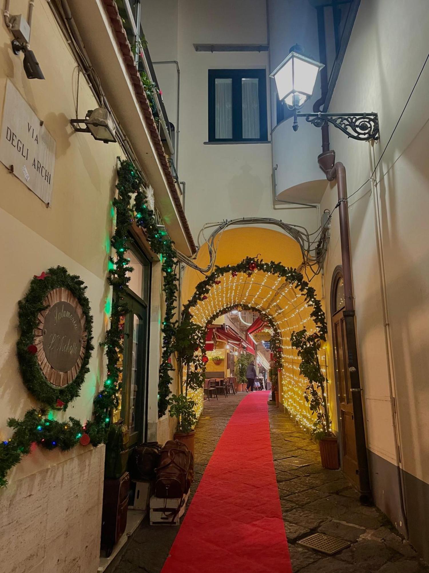Suite Old Town Соренто Екстериор снимка